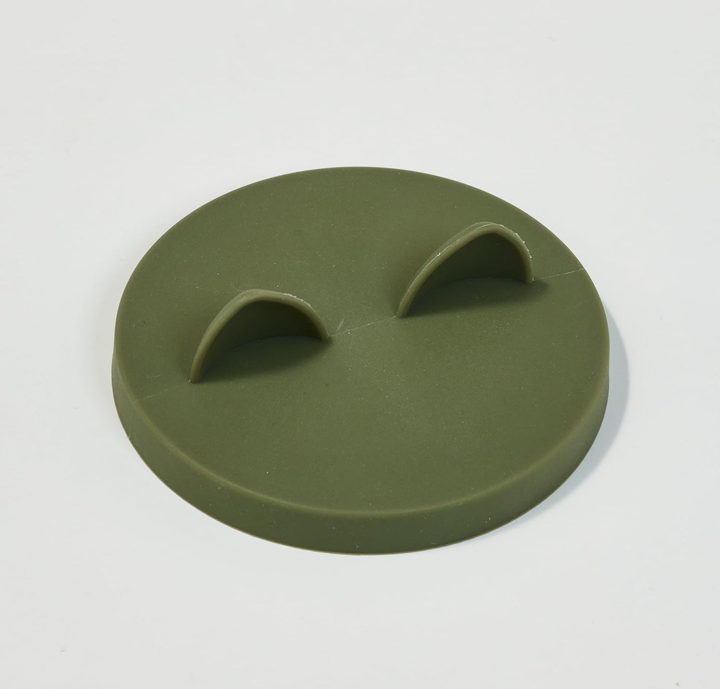 OHMO 2 Pack Dog Food Can Lids, (3, 12, 14oz etc.) Universal Size BPA Free Silicone Covers for Cat and Pet Food, Camo Green