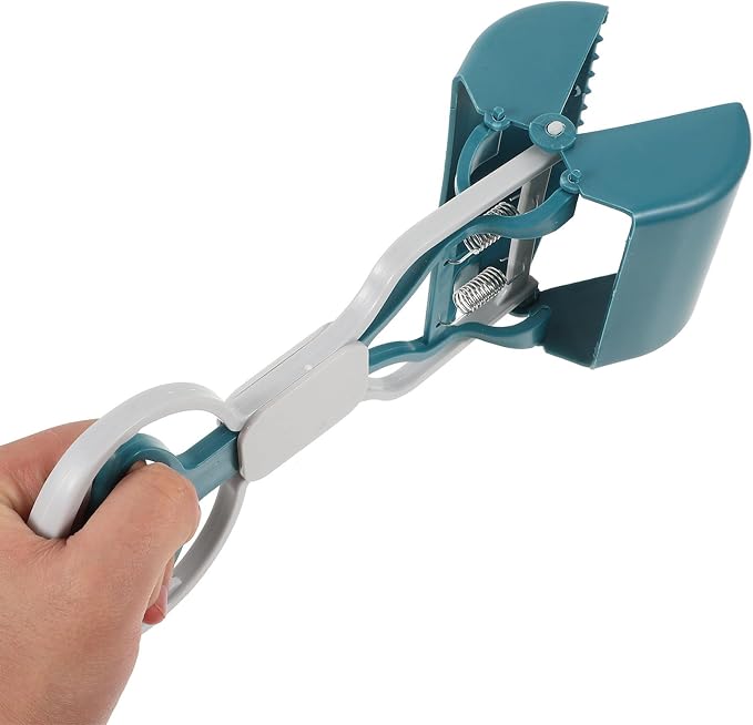 VILLCASE Heavy Duty Dog Pooper Scooper with Comfortable Handle and Simple Plastic Design, Long Handled Poop Picker for Efficient Outdoor Dog Waste Cleanup