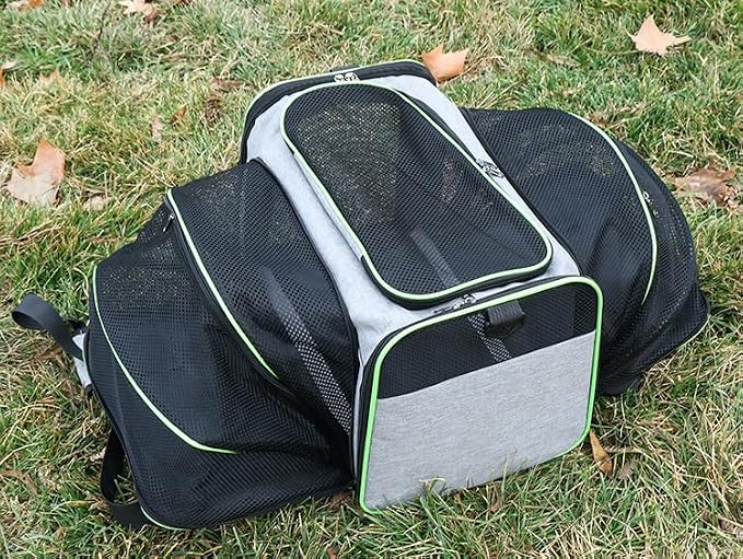 Expandable Cat Carrier Pet Carrier with 2 Extensions,Airline Approved Soft-Sided Portable Dog Travel Washable Carrier for Kittens,Puppies,Removable Soft Plush Mat (Grey Green, Small)