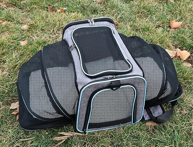 Expandable Cat Carrier Pet Carrier with 2 Extensions,Airline Approved Soft-Sided Portable Dog Travel Washable Carrier for Kittens,Puppies,Removable Soft Plush Mat (Grey Blue, Medium)