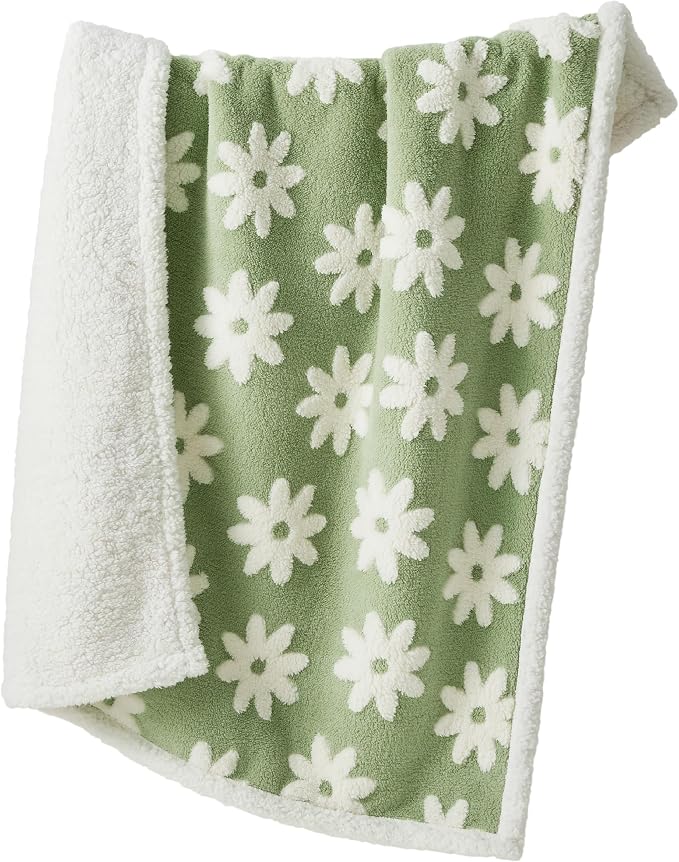 LE SURE Waterproof Blanket for Bed Cute Cozy 3D Jacquard, King（86"x108"） | Dog Blankets for Large Dogs, Pet Aesthetic Gift, Warm Soft Sherpa Throw, Reversible Couch Protector, Flower Garden Green