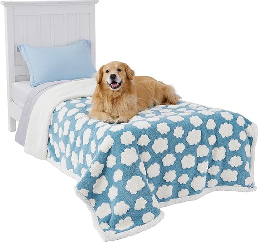 LE SURE Waterproof Blanket for Bed Cute Cozy 3D Jacquard, Twin（60x80） | Dog Blankets for Large Dogs, Pet Aesthetic Gift, Warm Soft Sherpa Throw, Reversible Couch Protector, Clouds Blue
