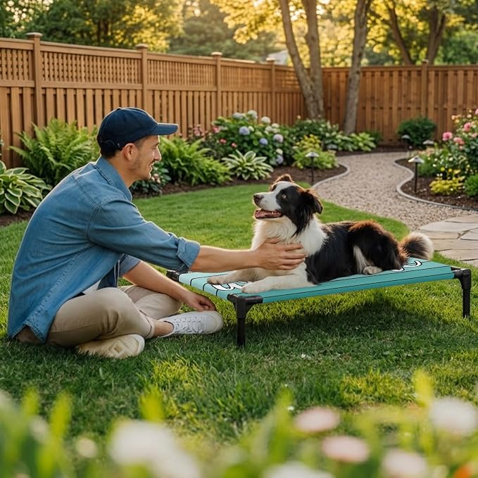 Outdoor Elevated Dog Bed for Medium Dogs, Teal Green Wooden Grain Breathable Cooling Raised Dog Cot for Indoor/Outdoor, Gradient Farmhouse Wood Plank Waterproof Elevated Pet Beds, M 24 x 20 in