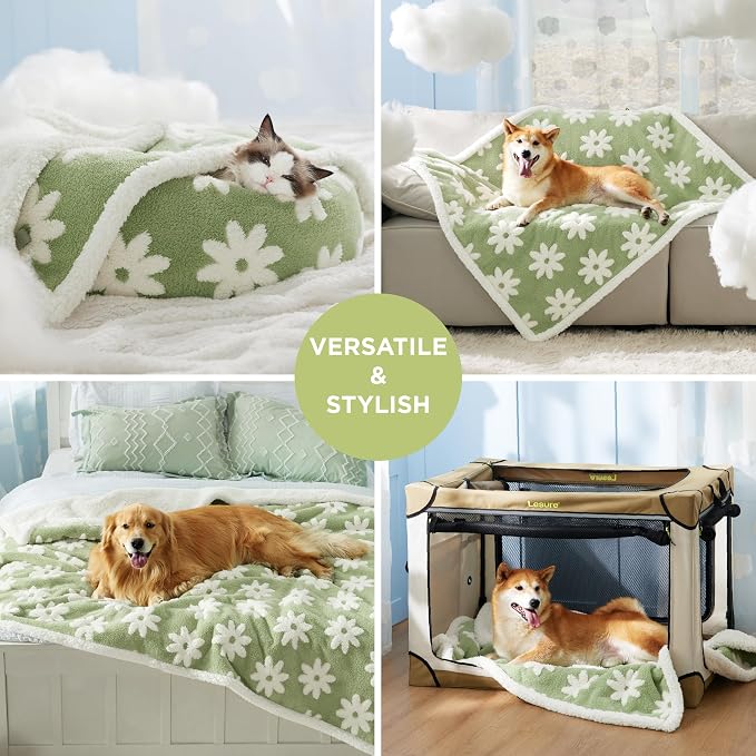 LE SURE Waterproof Dog Blankets for Small Dogs Cute Cozy 3D Jacquard,25x35 | Puppy Blanket for Cat Aesthetic Gift, Warm Soft Sherpa Throw Washable, Reversible Pet Couch Protector, Flower Garden Green